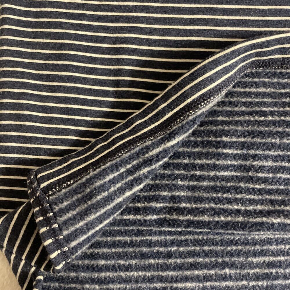 Vineyard Vines Striped Long Sleeve Pullover Blue with white stripes XL - Picture 5 of 10